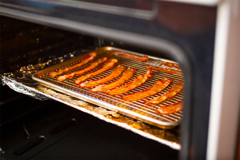 How To Reheat Bacon In The Oven