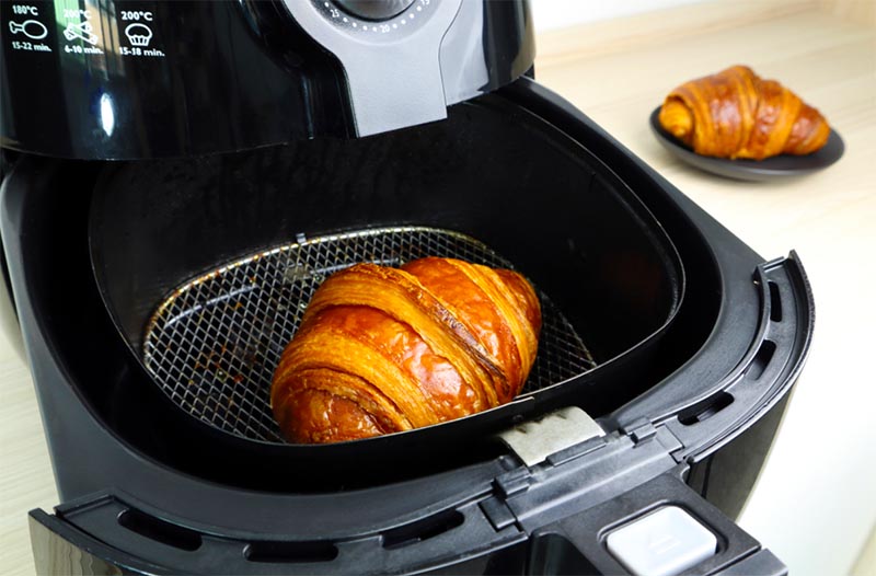 How you reheat croissants in the Air fryer