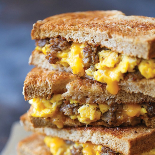 BREAKFAST GRILLED CHEESE Recipe