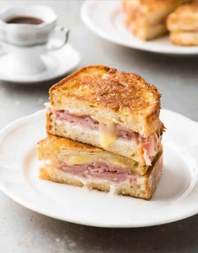 Monte Cristo Sandwich (Ham Cheese French Toast) recipe