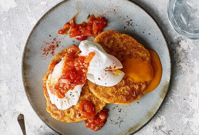 Sweetcorn pancakes with poached eggs and salsa recipe